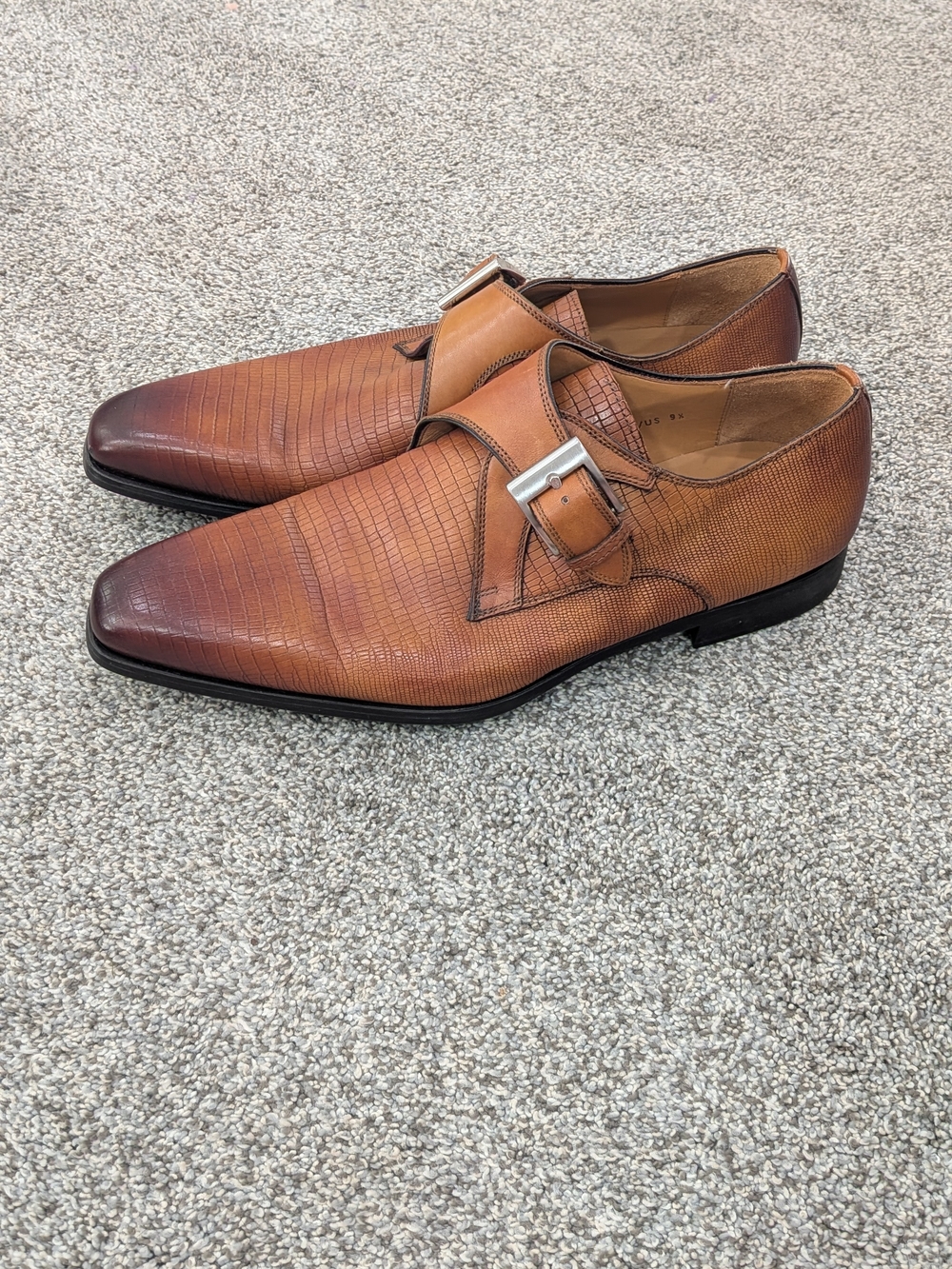 Magnanni Dress Shoes Men’s Sz 9.5 Single Monk Strap Brown Cognac Neutral Classy